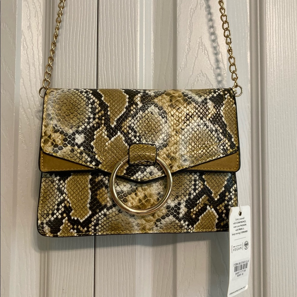 ☘️NWT! Urban Expressions Crossbody Bag